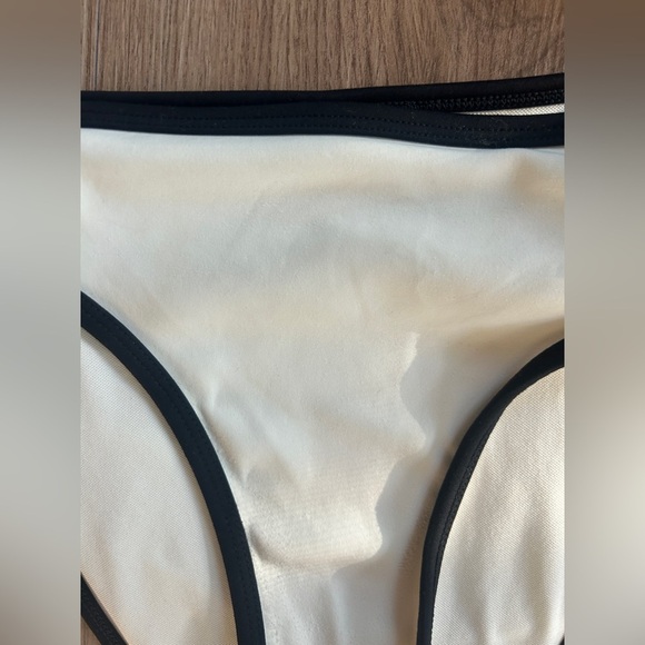 Good American White Bikini with Black Accents - Picture 2 of 6